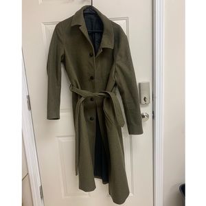 Men’s Trench Coat (olive green) M but fits like L